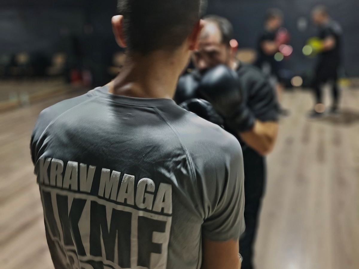Antrenament Krav Maga — lucru cu partenerul