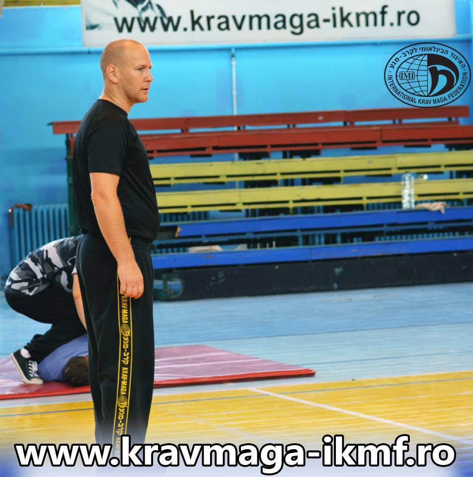 Bar fight seminar Budapesta