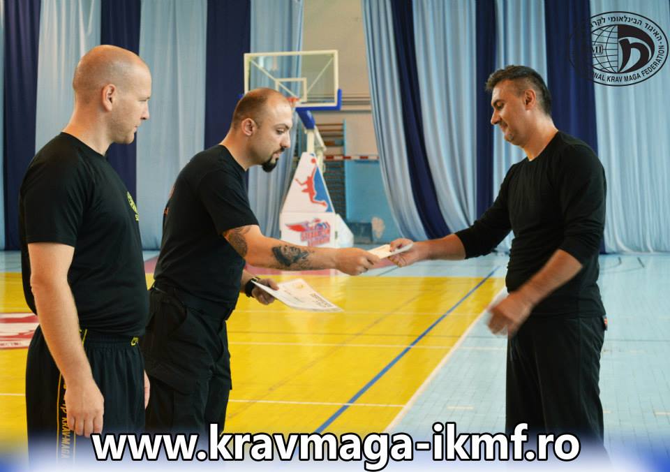 Bar fight seminar Budapesta