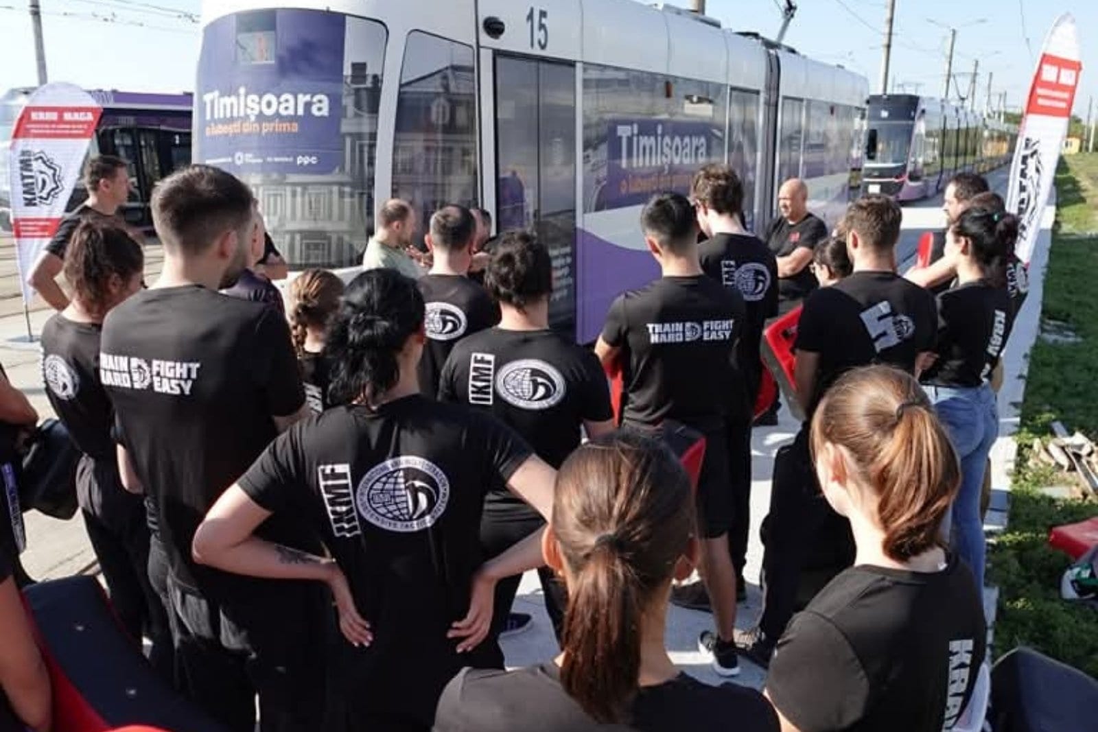 Autoapărare în mijloacele de transport în comun: psihologie și tactici
